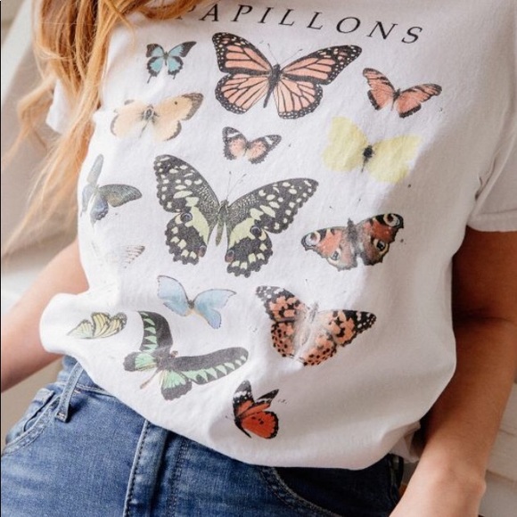 Butterfly crewneck T from Urban Outfitters - Picture 2 of 7